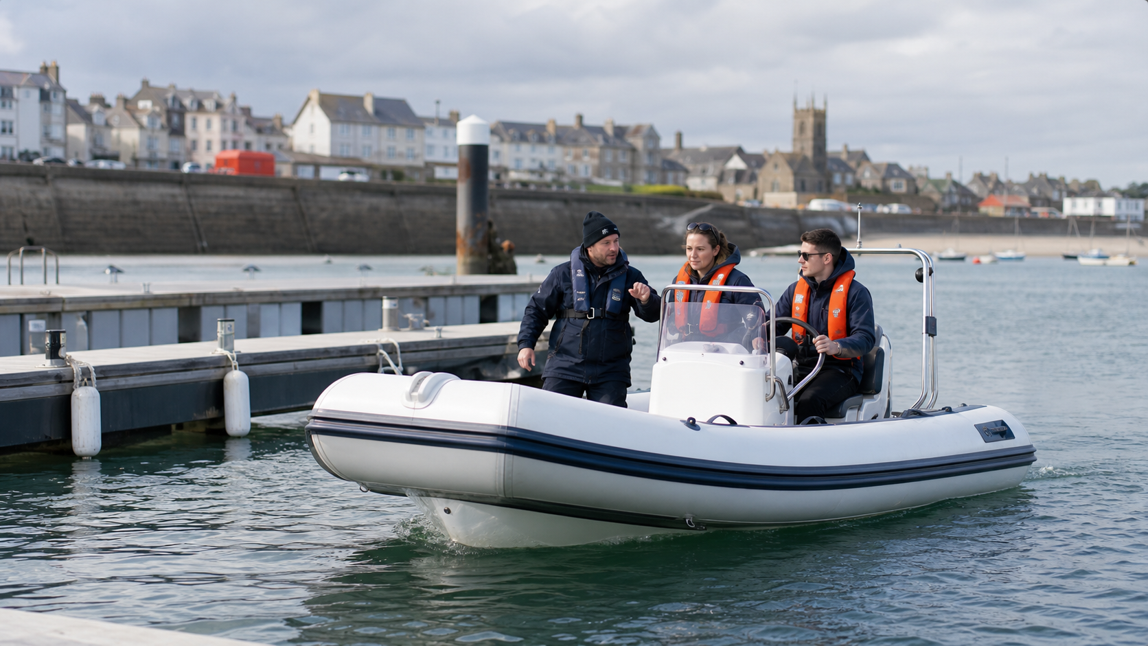 RYA powerboat handling training on harbour water
